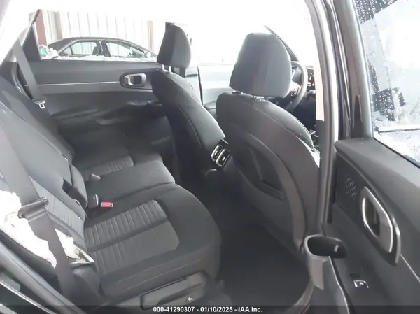 5XYRG4JC8SG309585 2025 KIA SORENTO - Image 8