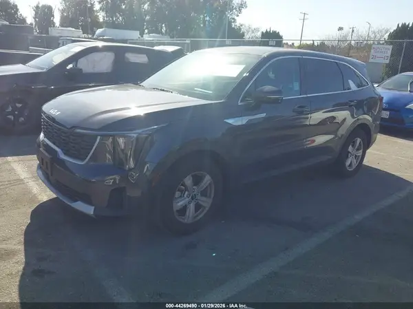 5XYRG4JCXTG417093 2026 KIA SORENTO - Image 2