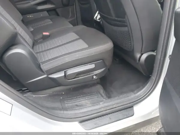 5XYRG4LC0MG027618 2021 KIA SORENTO - Image 8