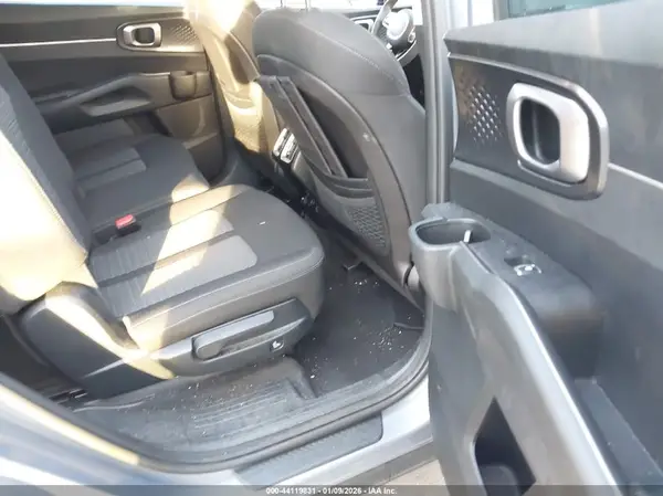 5XYRG4LC0MG033998 2021 KIA SORENTO - Image 8
