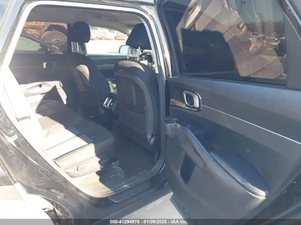 5XYRG4LC0MG039283 2021 KIA SORENTO - Image 8