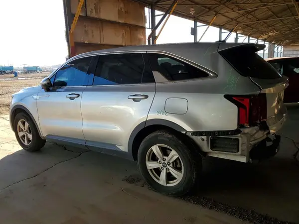 5XYRG4LC0MG068010 2021 KIA SORENTO - Image 2
