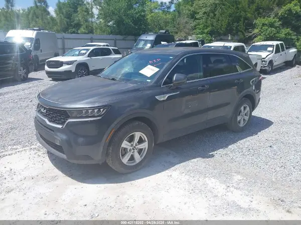 5XYRG4LC0NG103985 2022 KIA SORENTO - Image 2