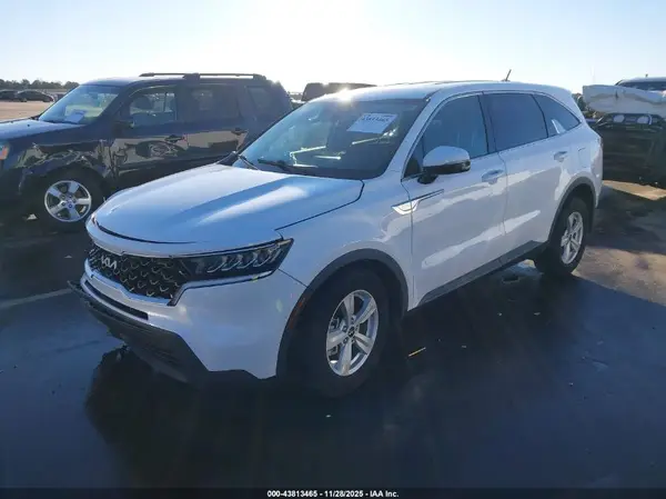 5XYRG4LC0NG115750 2022 KIA SORENTO - Image 2