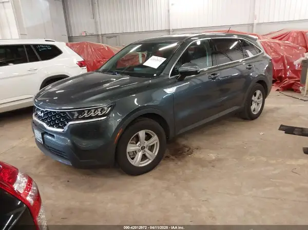 5XYRG4LC0NG116249 2022 KIA SORENTO - Image 2