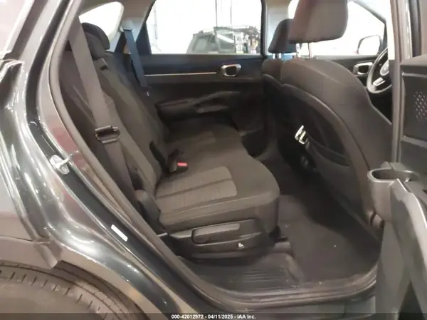 5XYRG4LC0NG116249 2022 KIA SORENTO - Image 8