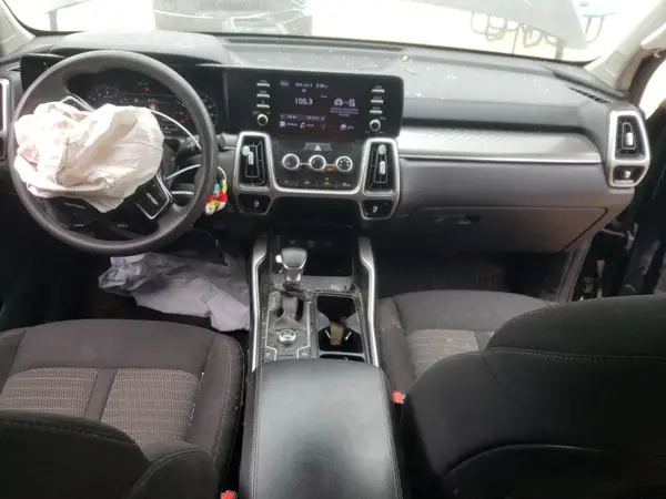 5XYRG4LC1MG068498 2021 KIA SORENTO - Image 8