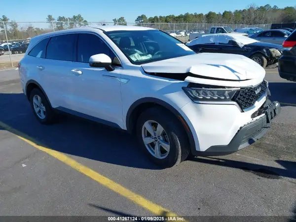 5XYRG4LC1NG098800 2022 KIA SORENTO - Image 1