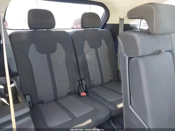 5XYRG4LC1NG108662 2022 KIA SORENTO - Image 8