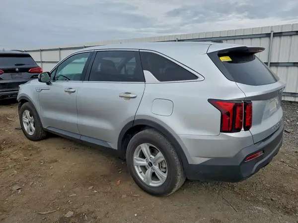 5XYRG4LC1NG113389 2022 KIA SORENTO - Image 2