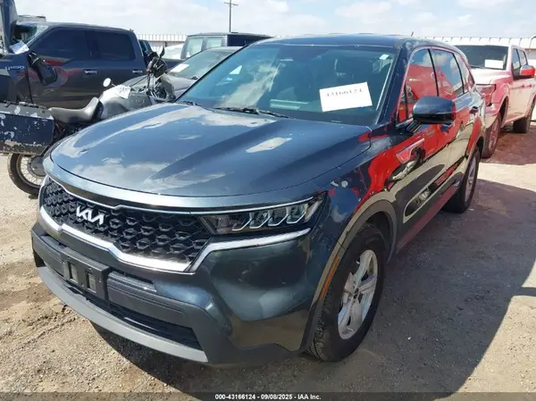 5XYRG4LC1NG117569 2022 KIA SORENTO - Image 2