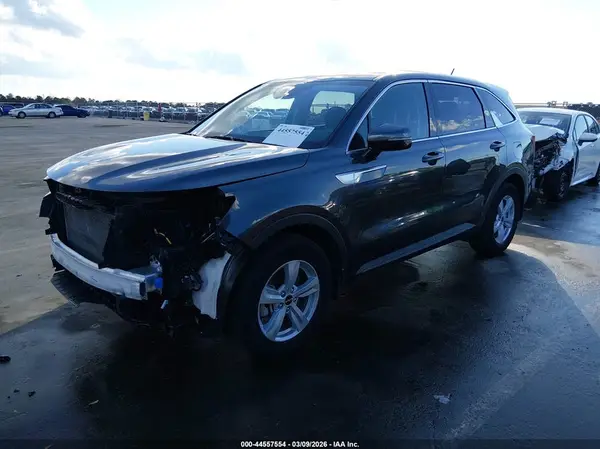 5XYRG4LC1NG155853 2022 KIA SORENTO - Image 2