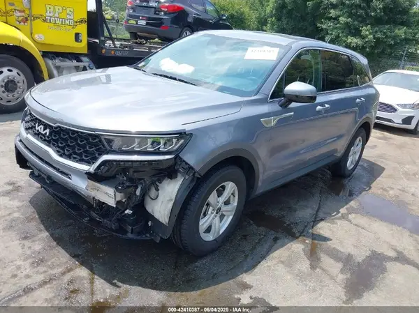 5XYRG4LC1PG178245 2023 KIA SORENTO - Image 2