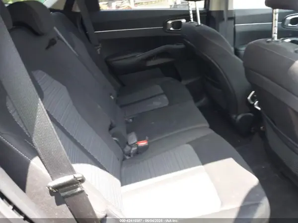 5XYRG4LC1PG178245 2023 KIA SORENTO - Image 8