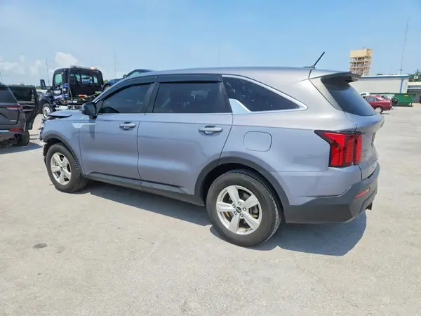 2021 KIA SORENTO COPART lot 62688616 auction photo 2