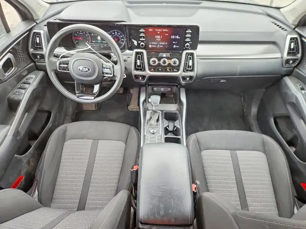 5XYRG4LC2MG052570 2021 KIA SORENTO - Image 8