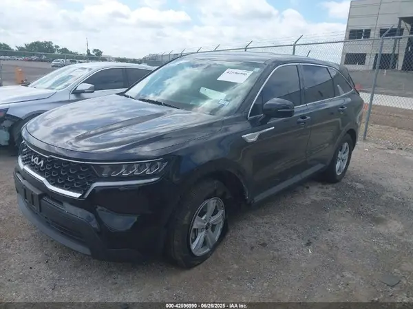 5XYRG4LC2PG226481 2023 KIA SORENTO - Image 2