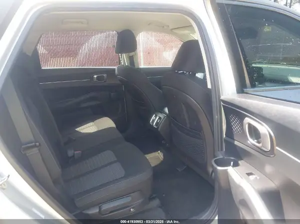 5XYRG4LC3MG052013 2021 KIA SORENTO - Image 8