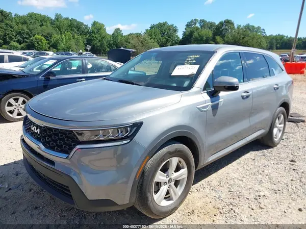 5XYRG4LC3NG142215 2022 KIA SORENTO - Image 2
