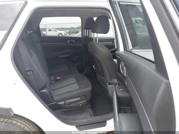 5XYRG4LC3NG146054 2022 KIA SORENTO - Image 8