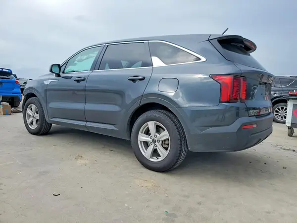 5XYRG4LC3PG171877 2023 KIA SORENTO - Image 2