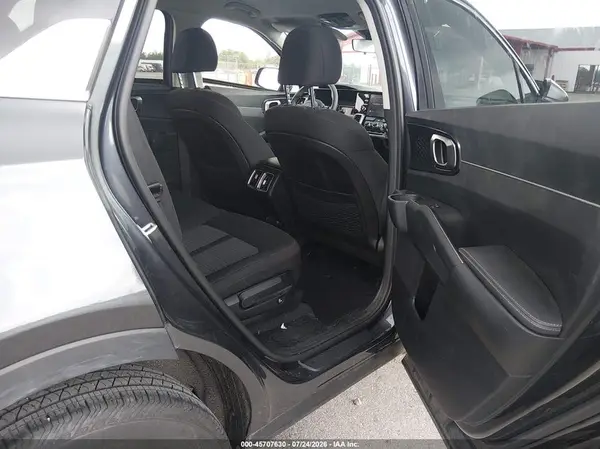 5XYRG4LC3PG214856 2023 KIA SORENTO - Image 8