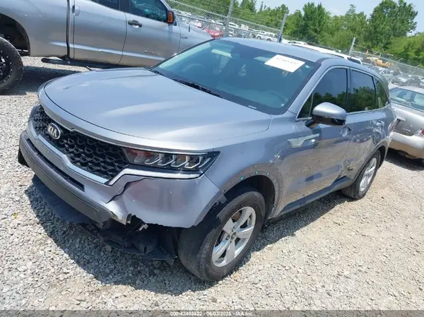 5XYRG4LC4MG019599 2021 KIA SORENTO - Image 2