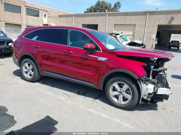 5XYRG4LC4NG082901 2022 KIA SORENTO - Image 1
