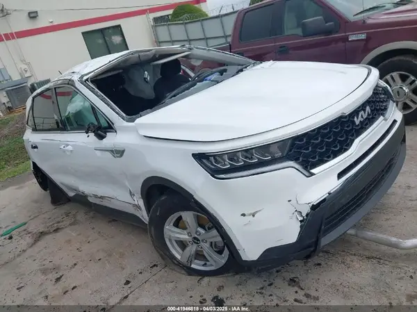 5XYRG4LC5NG159999 2022 KIA SORENTO - Image 1