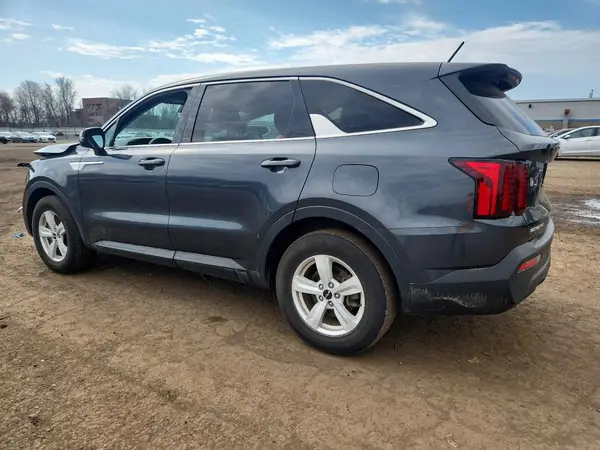 5XYRG4LC5PG184128 2023 KIA SORENTO - Image 2