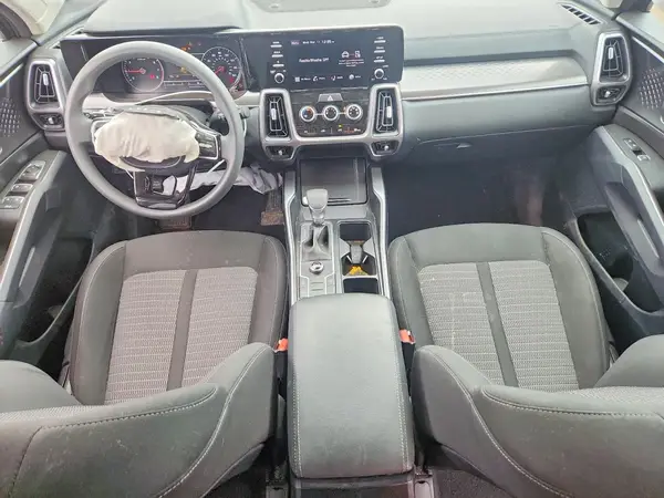 5XYRG4LC5PG184128 2023 KIA SORENTO - Image 8