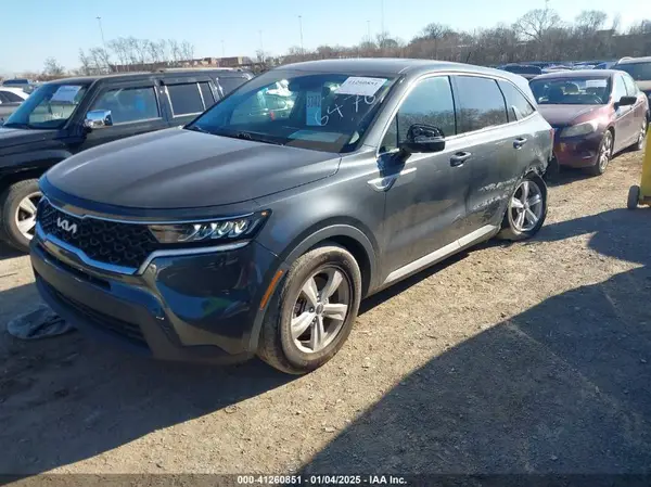 5XYRG4LC5PG186476 2023 KIA SORENTO - Image 2