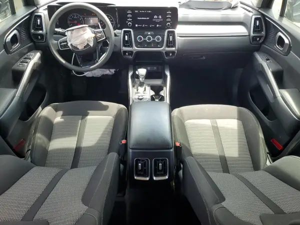 5XYRG4LC5PG244912 2023 KIA SORENTO - Image 8