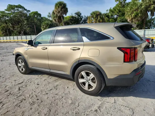 5XYRG4LC6MG028840 2021 KIA SORENTO - Image 2