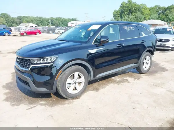 5XYRG4LC6NG113923 2022 KIA SORENTO - Image 2