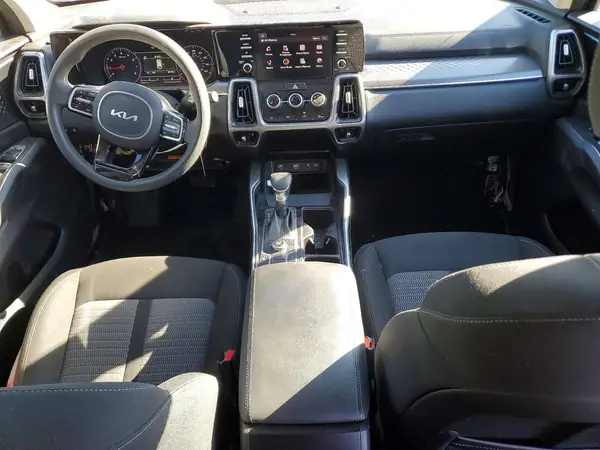 5XYRG4LC6PG236110 2023 KIA SORENTO - Image 8