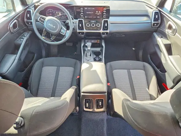 5XYRG4LC6PG237239 2023 KIA SORENTO - Image 8