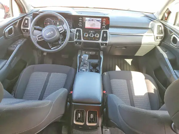 5XYRG4LC7NG076722 2022 KIA SORENTO - Image 8