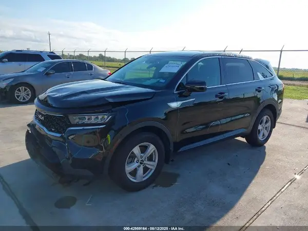 5XYRG4LC7NG087655 2022 KIA SORENTO - Image 2
