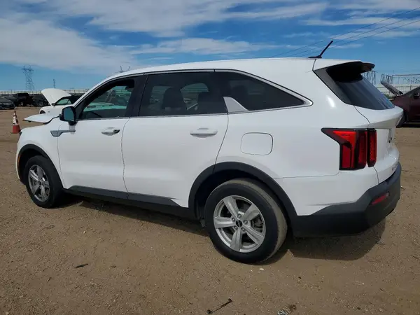 5XYRG4LC7NG117589 2022 KIA SORENTO - Image 2