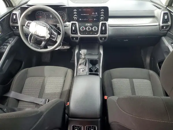 5XYRG4LC7NG117589 2022 KIA SORENTO - Image 8