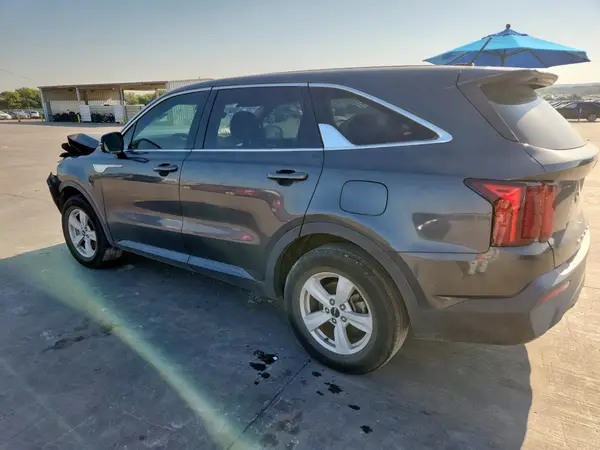 5XYRG4LC7NG153167 2022 KIA SORENTO - Image 2