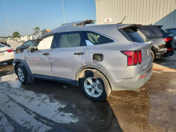 5XYRG4LC7PG168240 2023 KIA SORENTO - Image 2