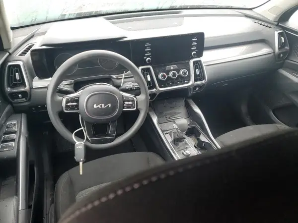 5XYRG4LC7PG234883 2023 KIA SORENTO - Image 8