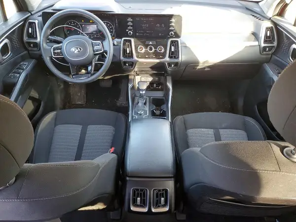 5XYRG4LC8MG001106 2021 KIA SORENTO - Image 8