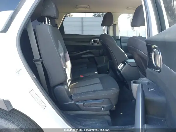 5XYRG4LC8MG029052 2021 KIA SORENTO - Image 8