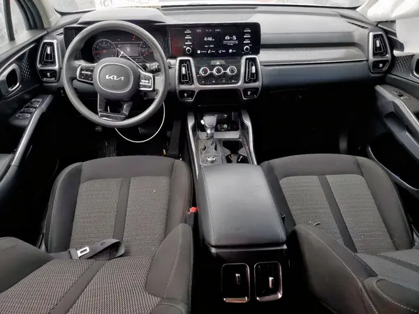 5XYRG4LC8NG118458 2022 KIA SORENTO - Image 8