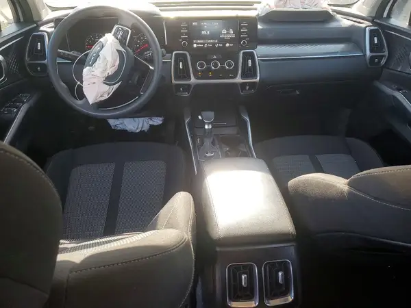 5XYRG4LC8NG131484 2022 KIA SORENTO - Image 8