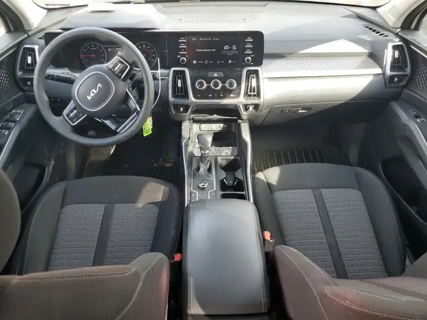 5XYRG4LC8NG134675 2022 KIA SORENTO - Image 8