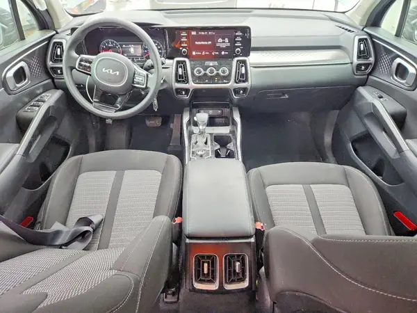 5XYRG4LC8NG137057 2022 KIA SORENTO - Image 8